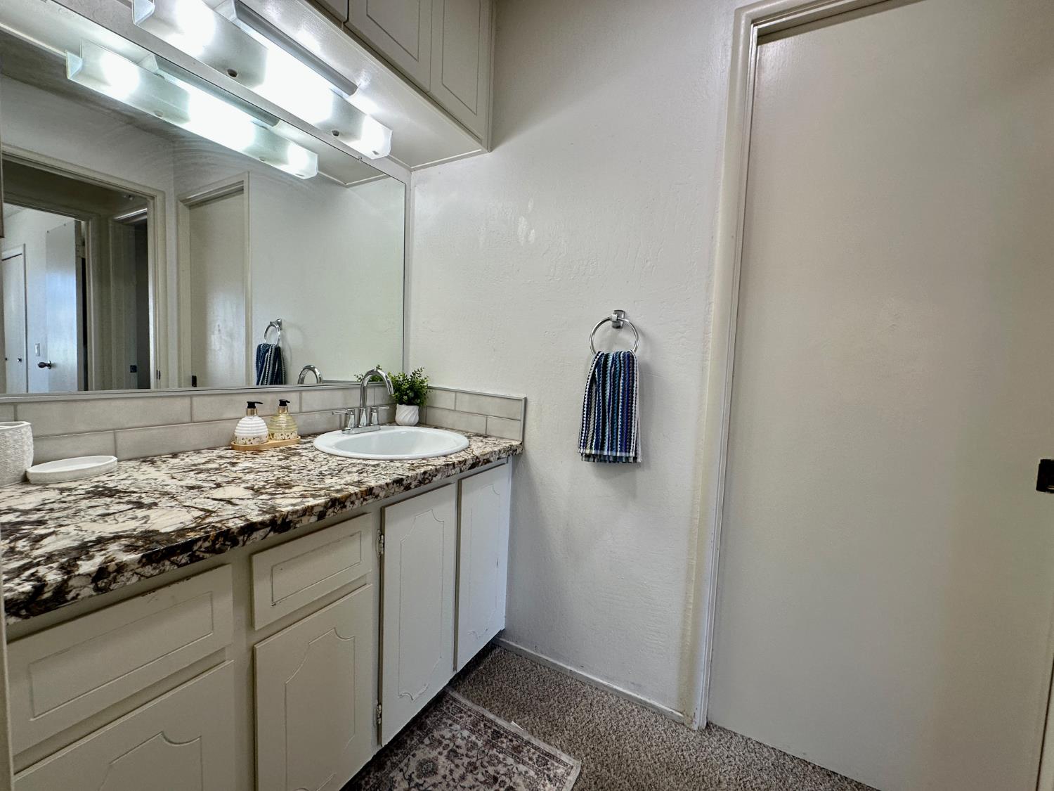 1267 Casita Drive 1