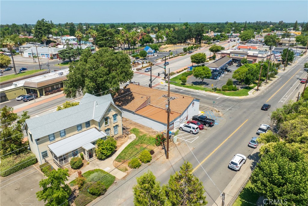 9793 Live Oak Boulevard