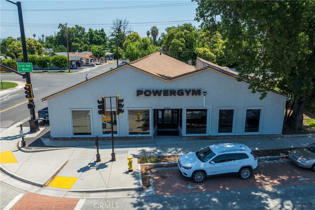 9793 Live Oak Boulevard
