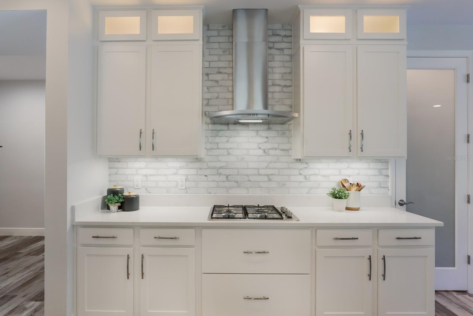 11516 APPLE TREE CIR