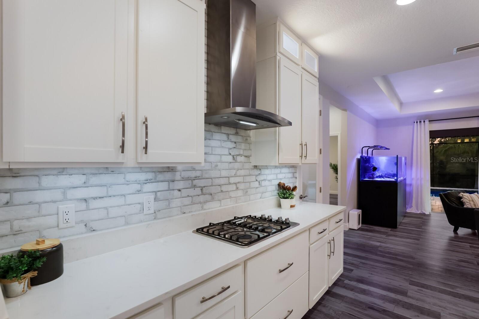 11516 APPLE TREE CIR