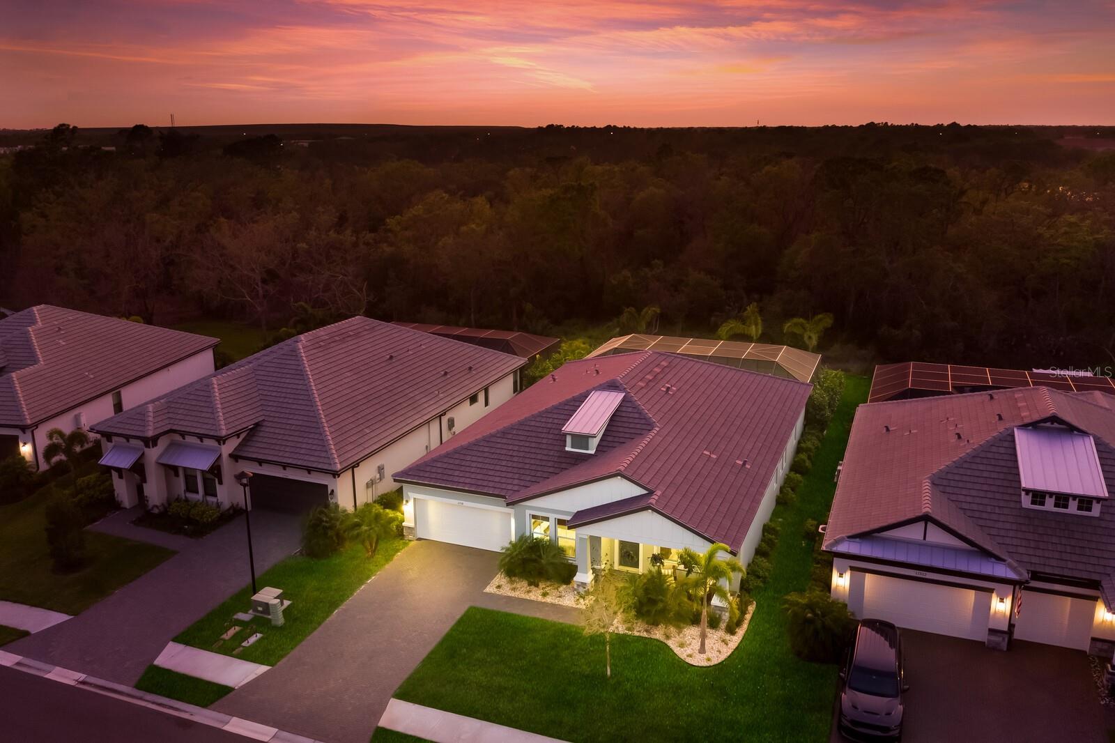 11516 APPLE TREE CIR