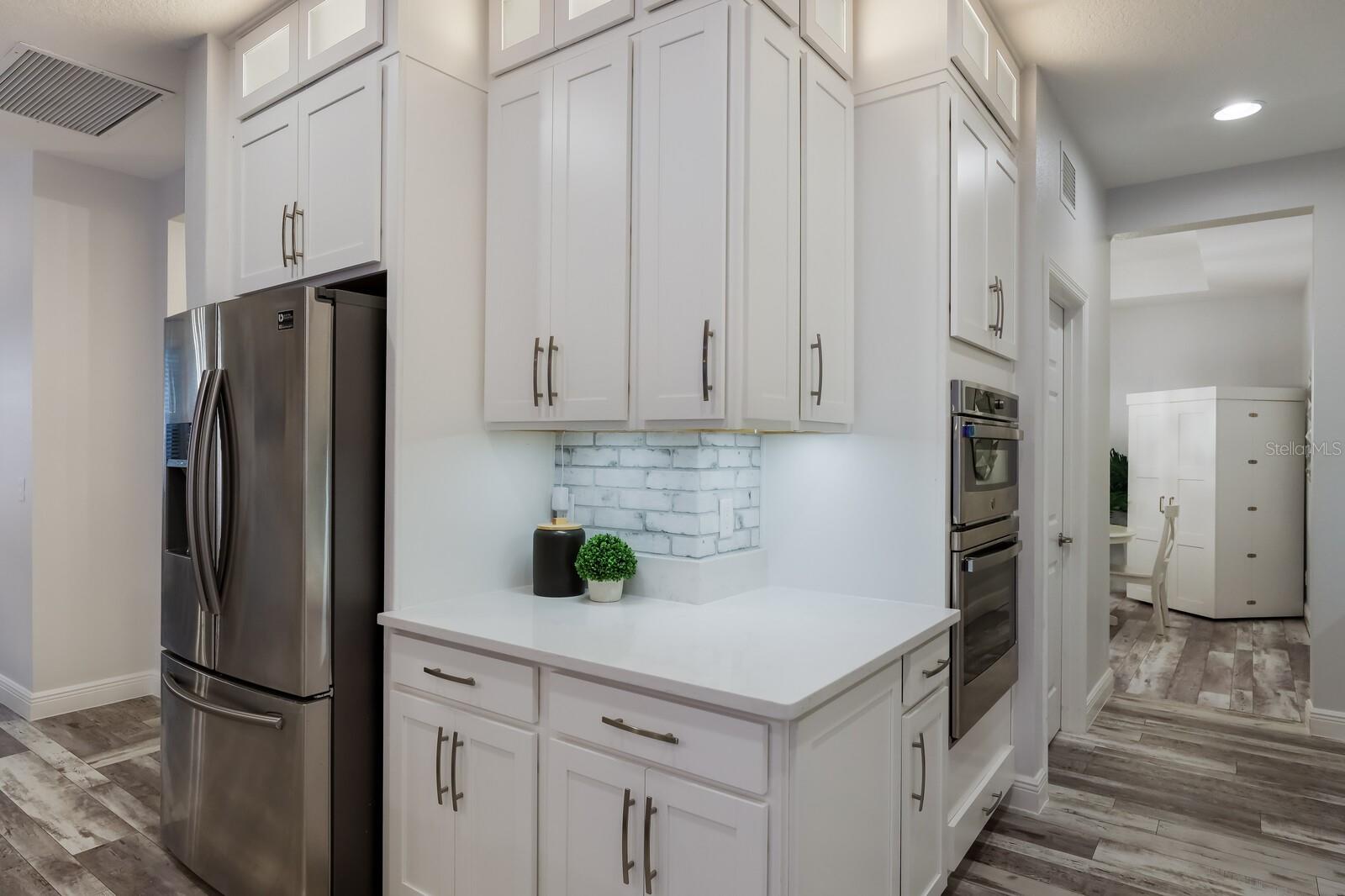 11516 APPLE TREE CIR