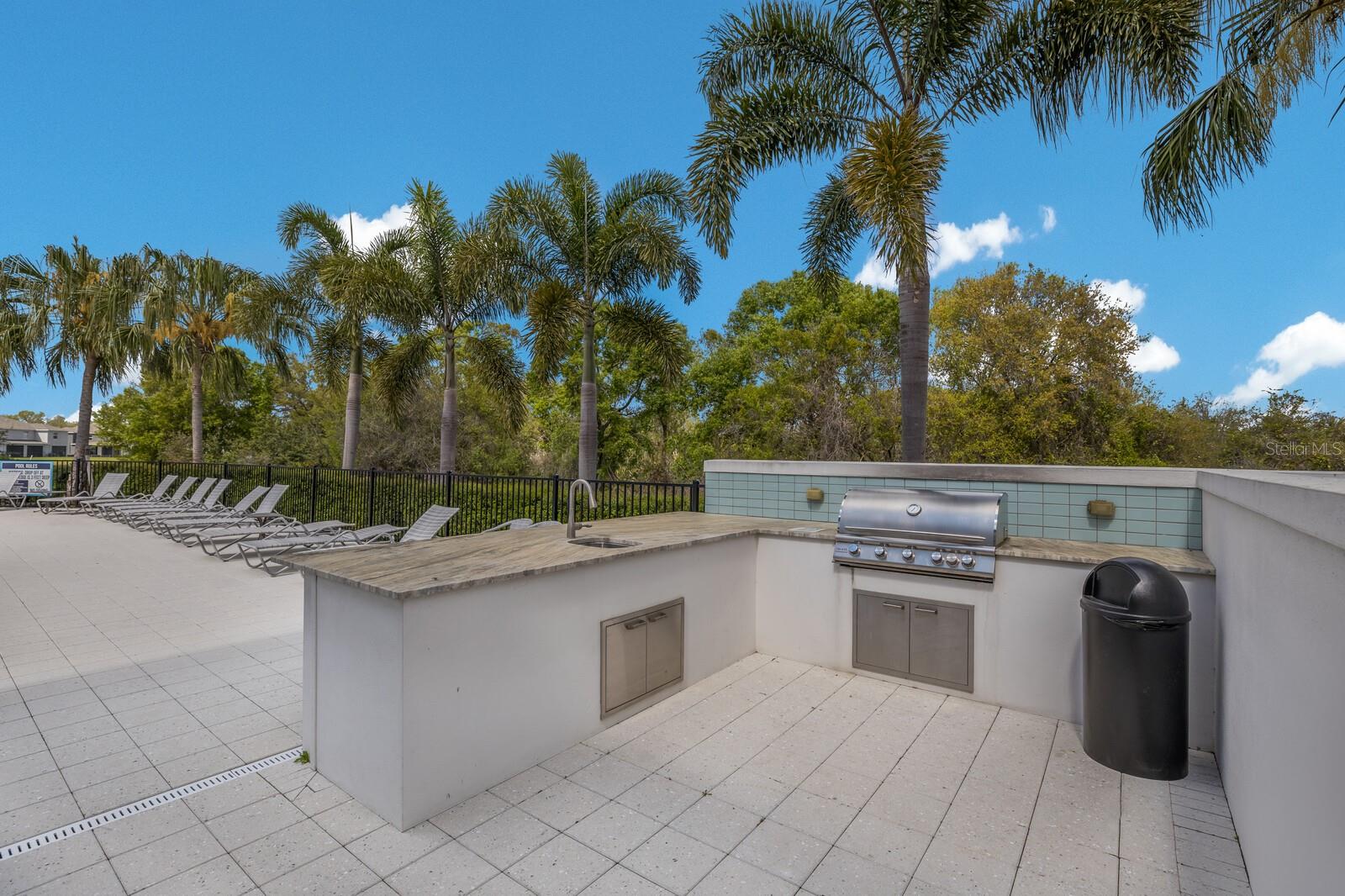 11516 APPLE TREE CIR