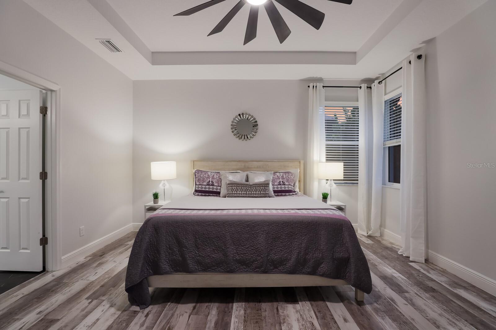 11516 APPLE TREE CIR