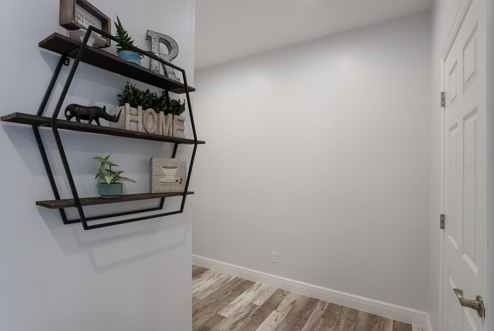 11516 APPLE TREE CIR