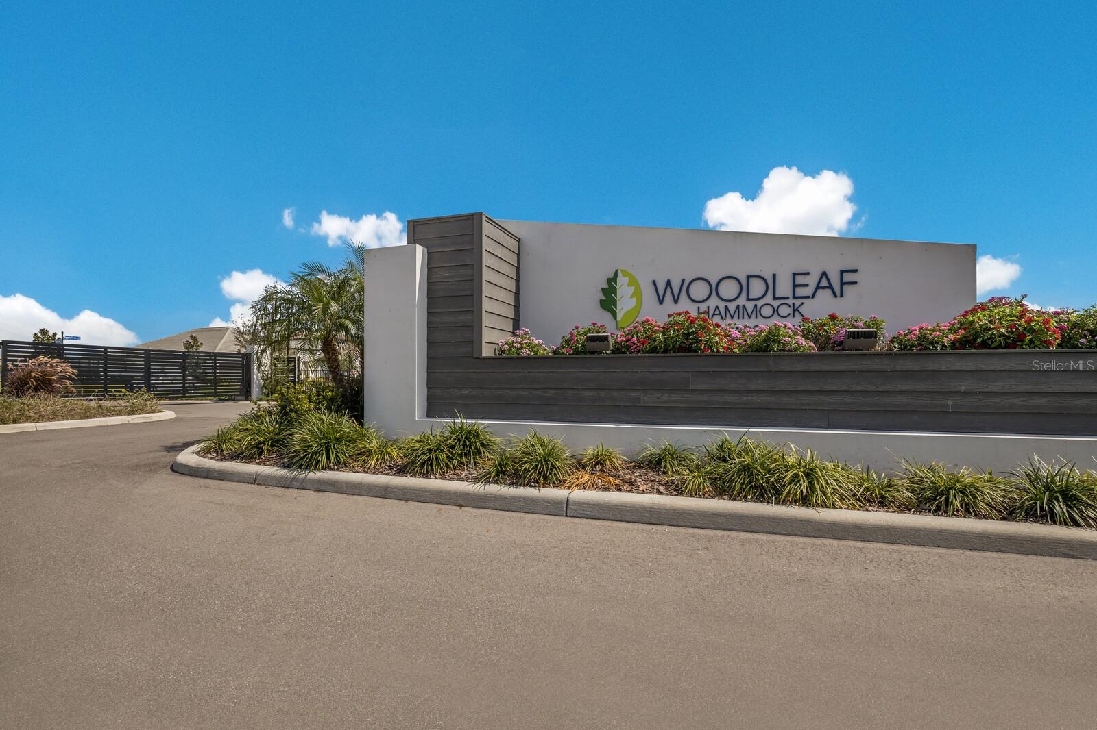 11516 APPLE TREE CIR