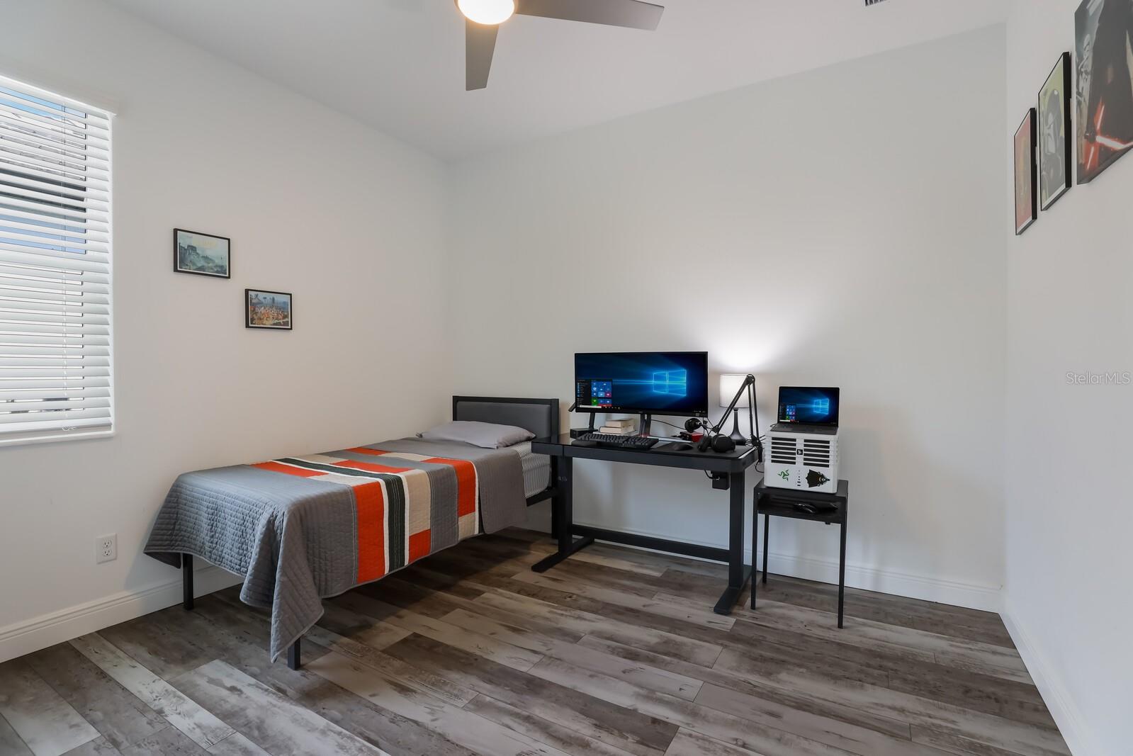 11516 APPLE TREE CIR