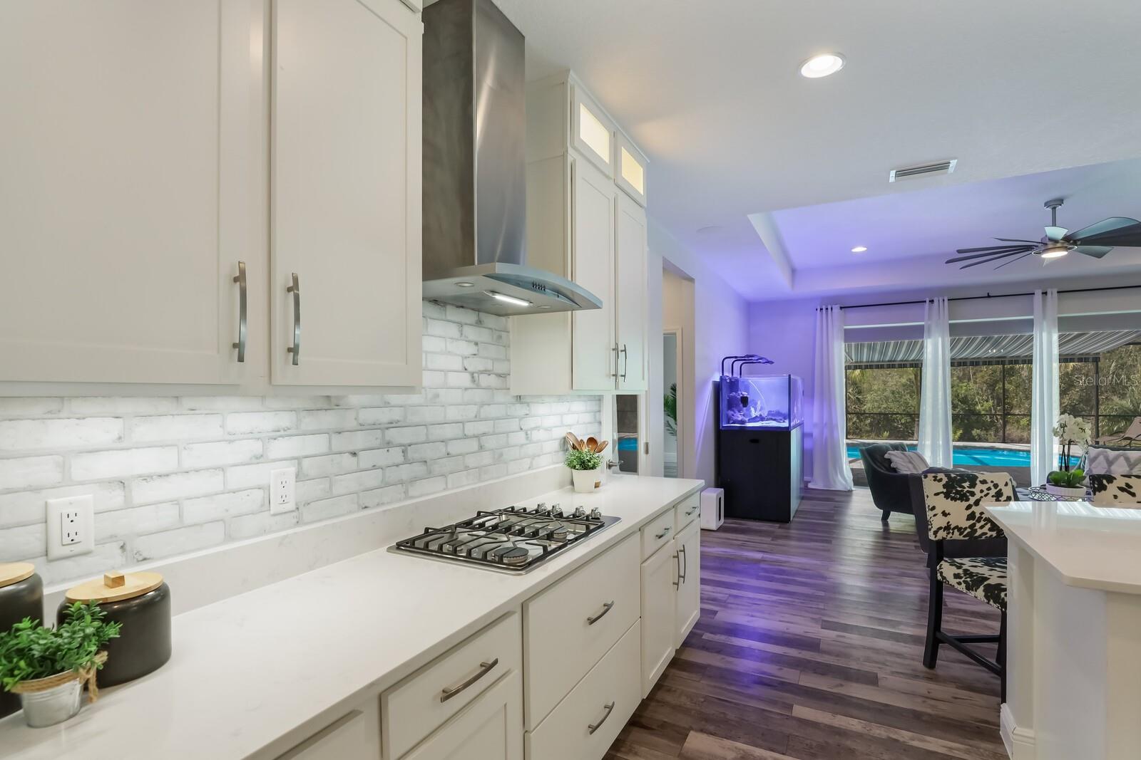 11516 APPLE TREE CIR