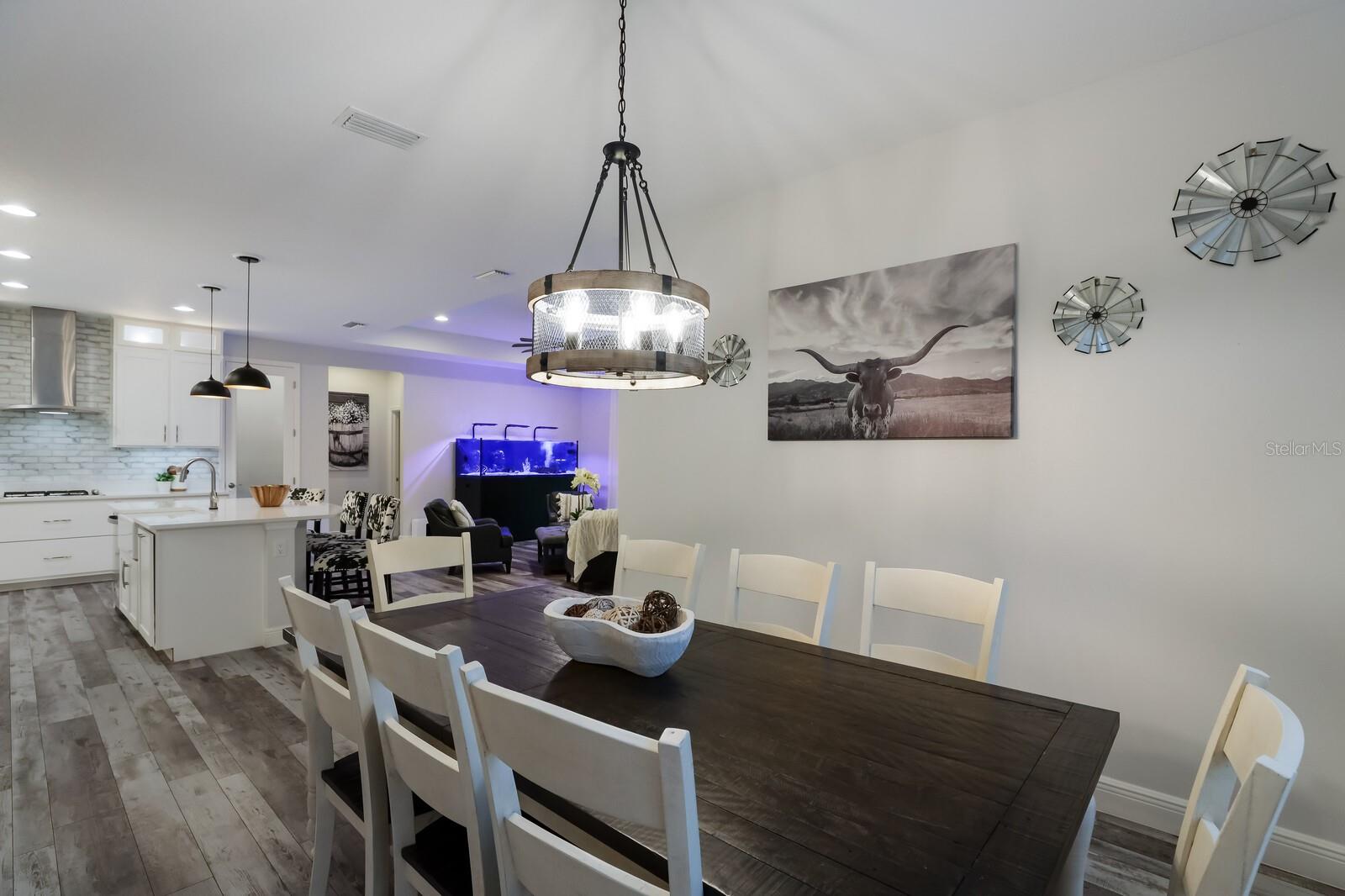 11516 APPLE TREE CIR