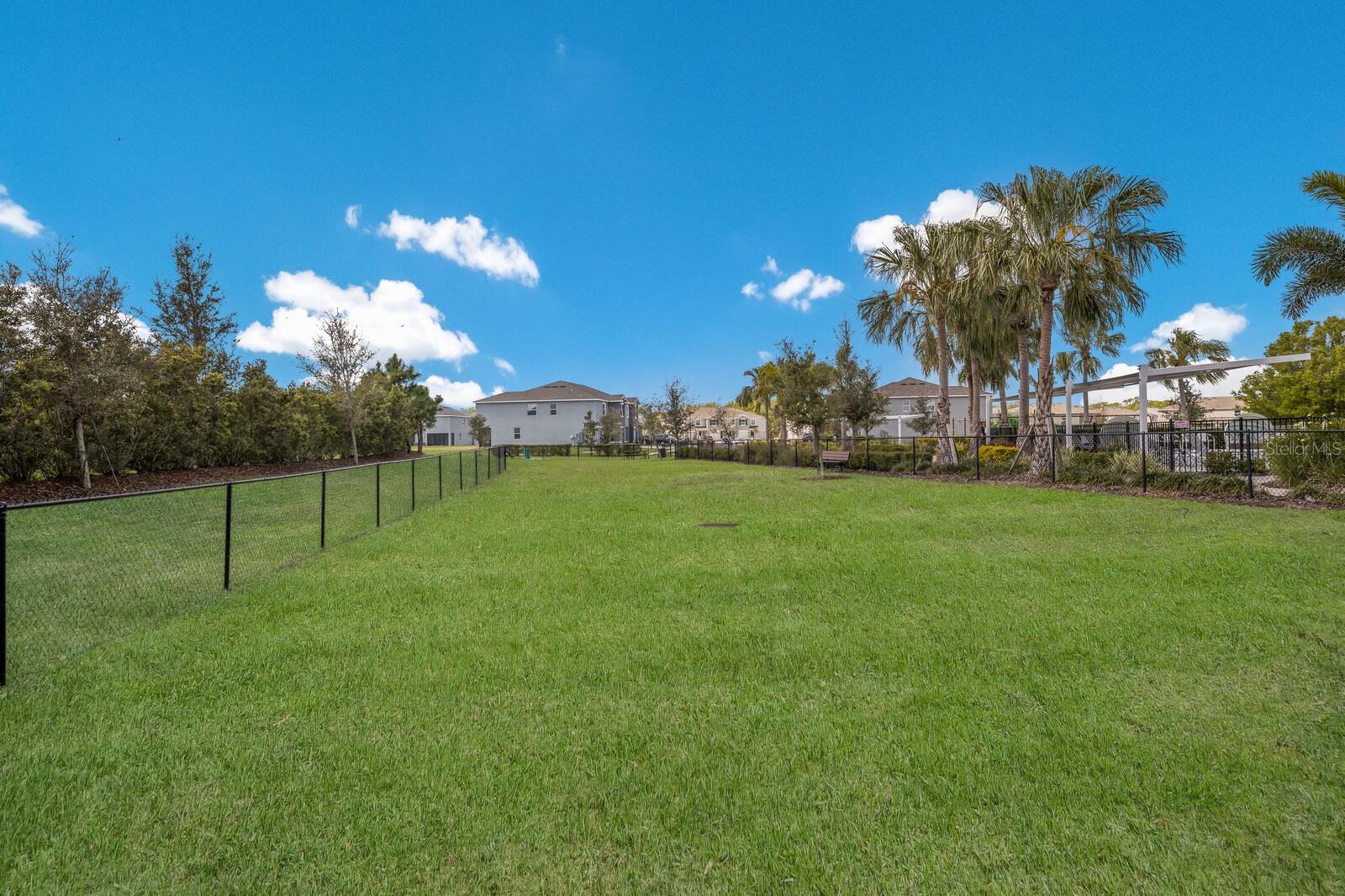 11516 APPLE TREE CIR