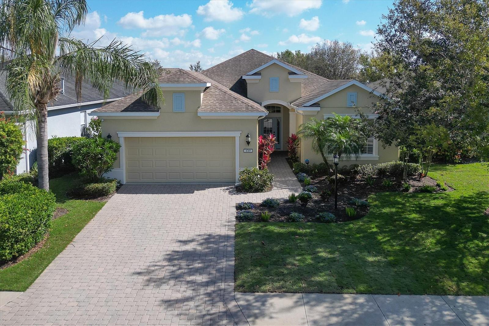 4749 CLAREMONT PARK DR