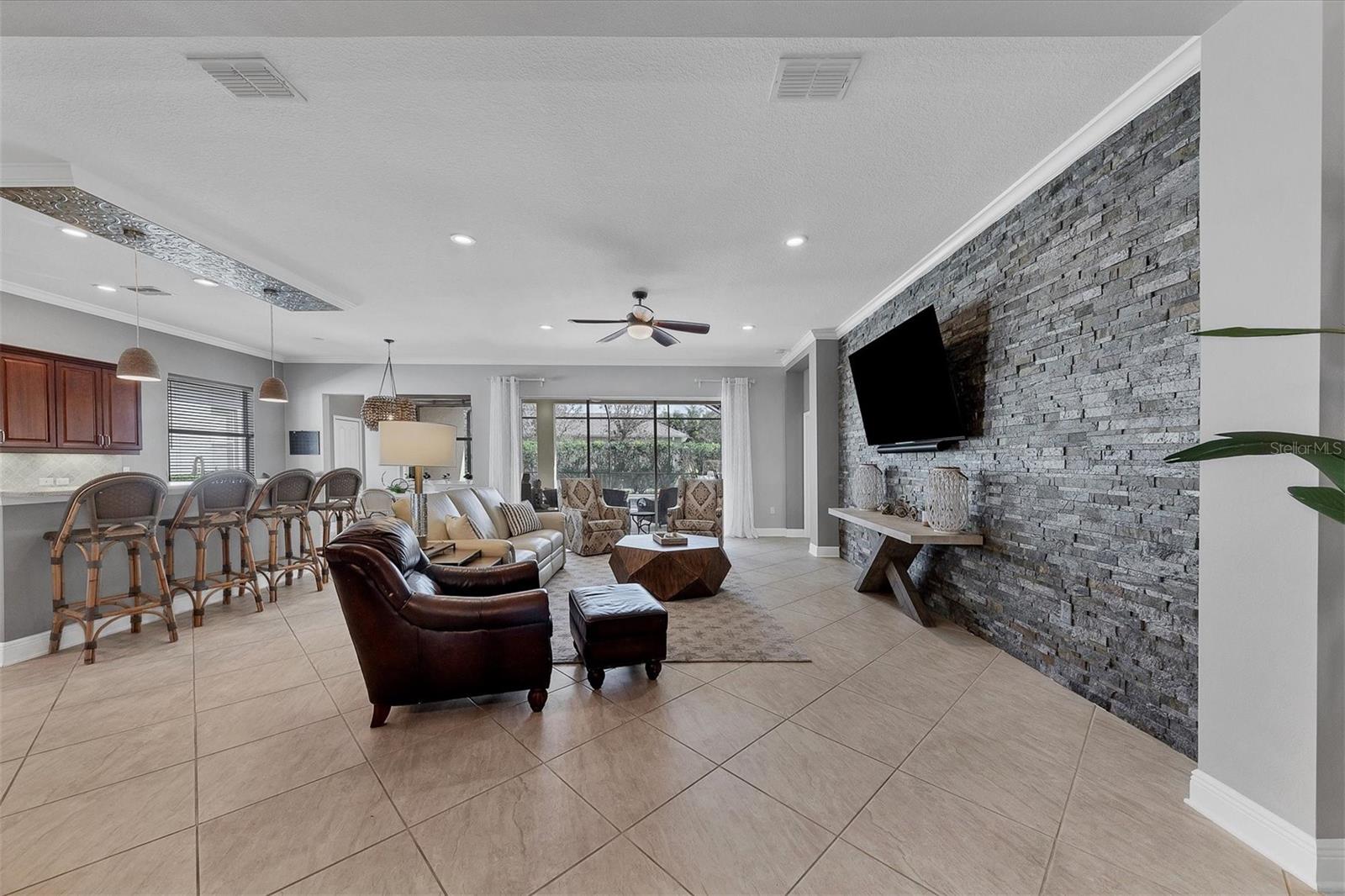 4749 CLAREMONT PARK DR