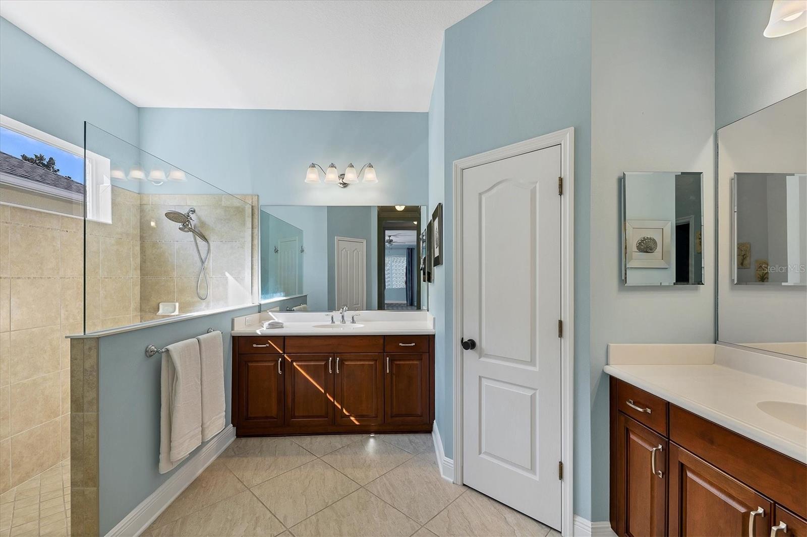 4749 CLAREMONT PARK DR