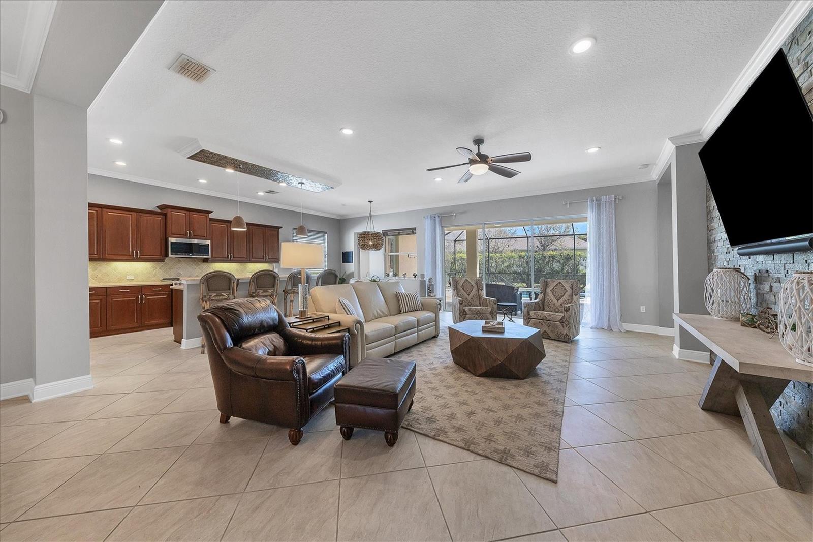 4749 CLAREMONT PARK DR