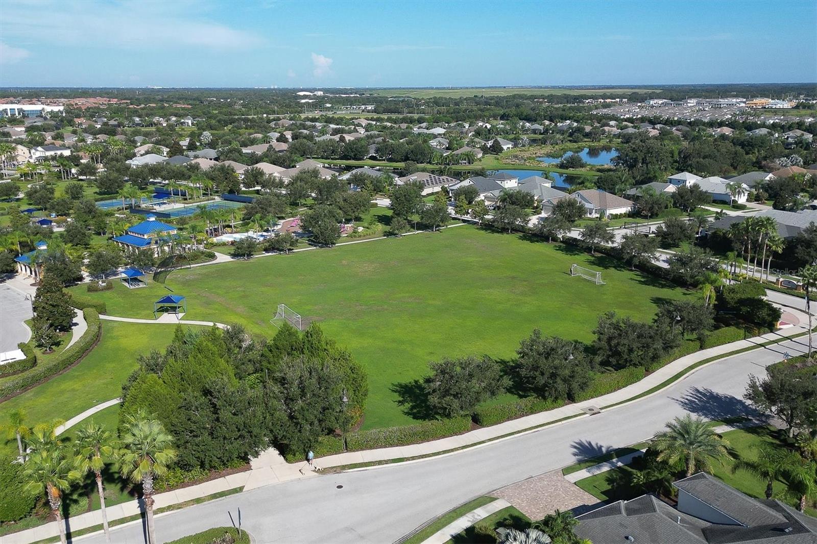 4749 CLAREMONT PARK DR