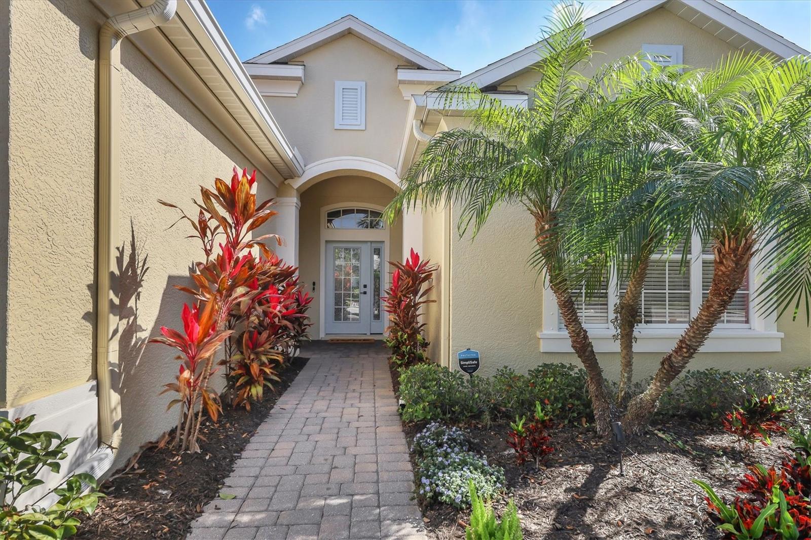 4749 CLAREMONT PARK DR