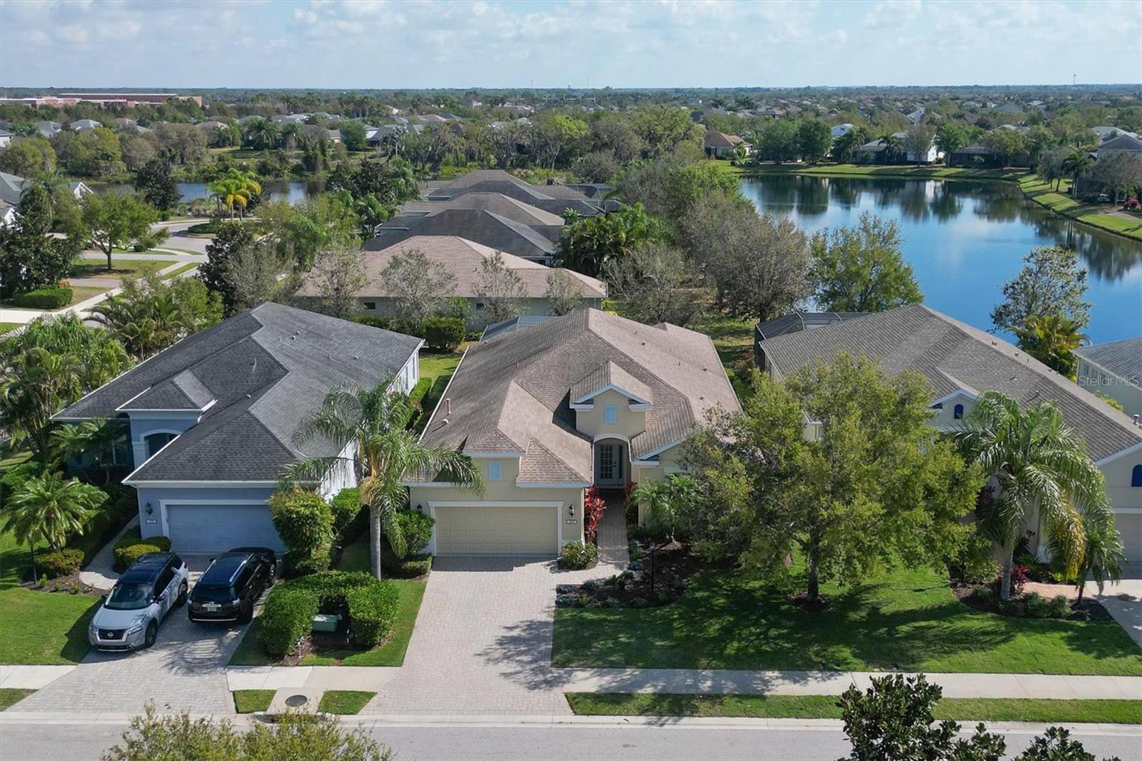 4749 CLAREMONT PARK DR