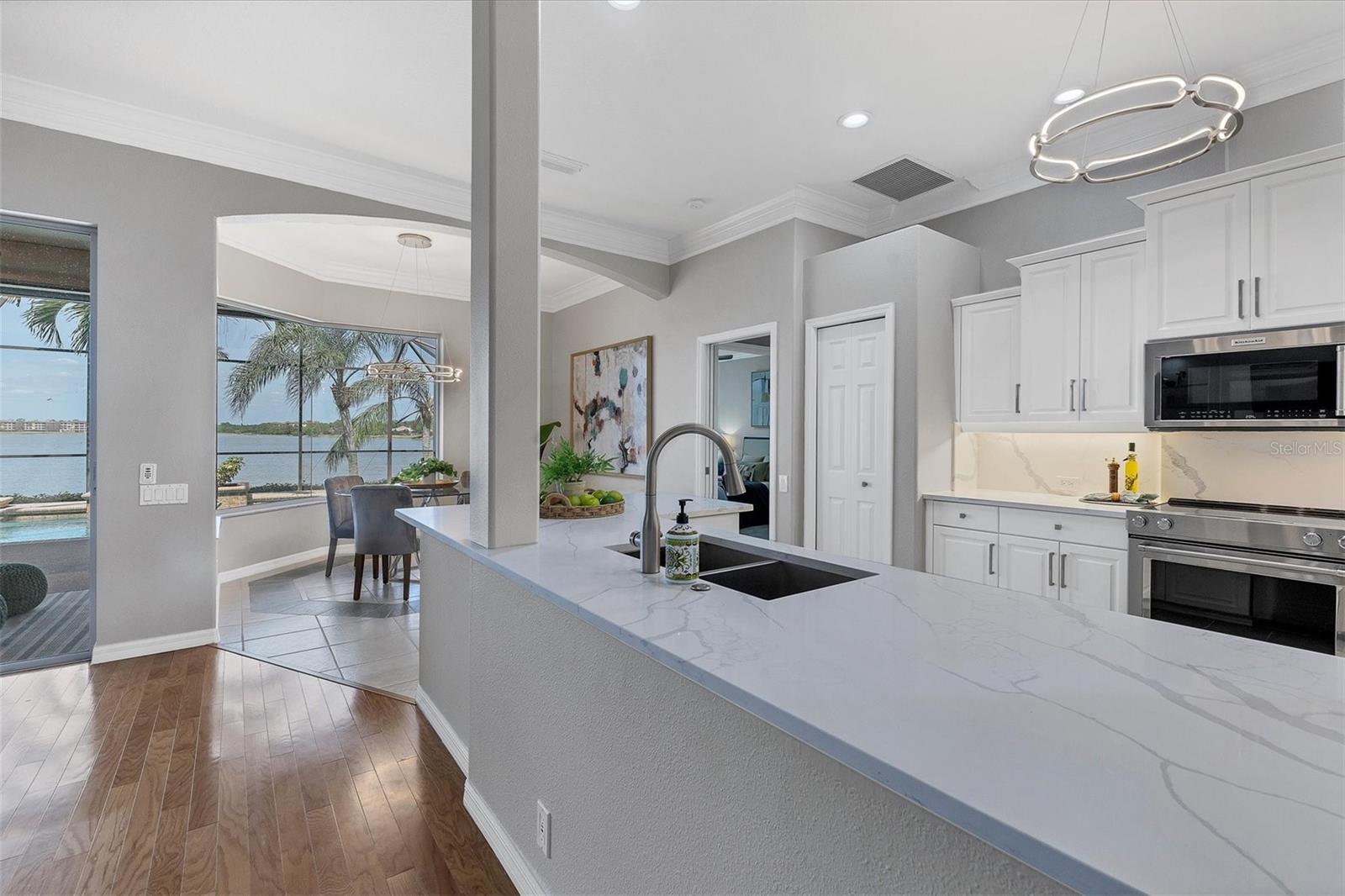 6553 WATERS EDGE WAY