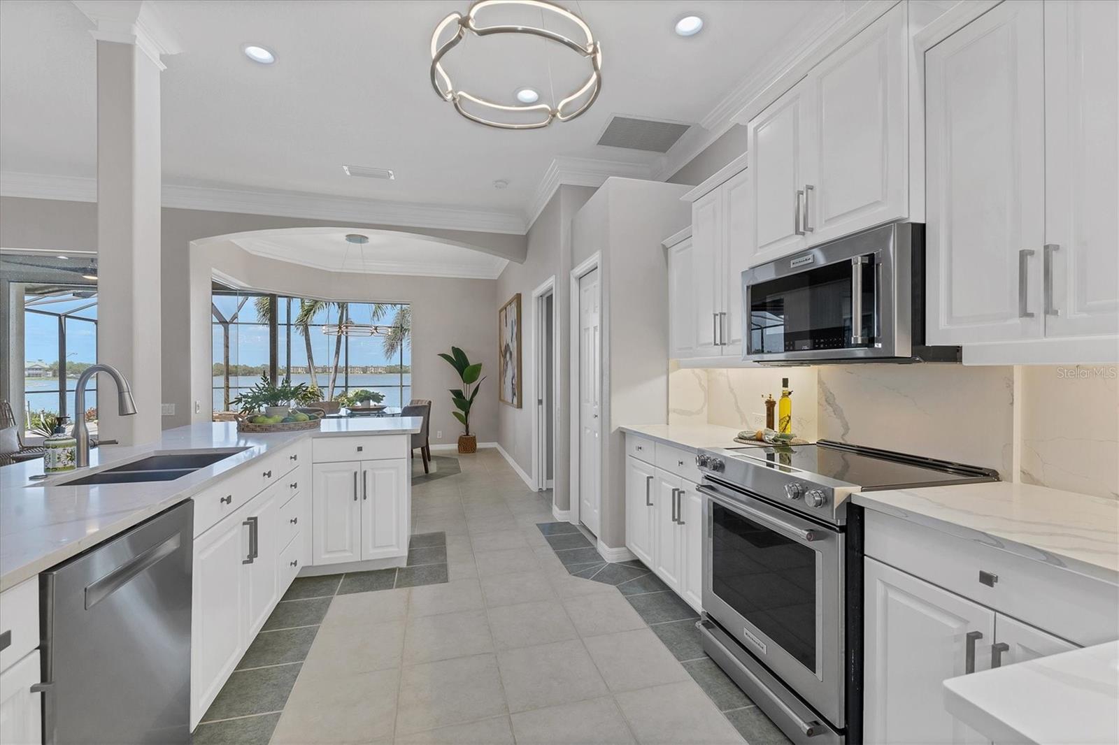 6553 WATERS EDGE WAY