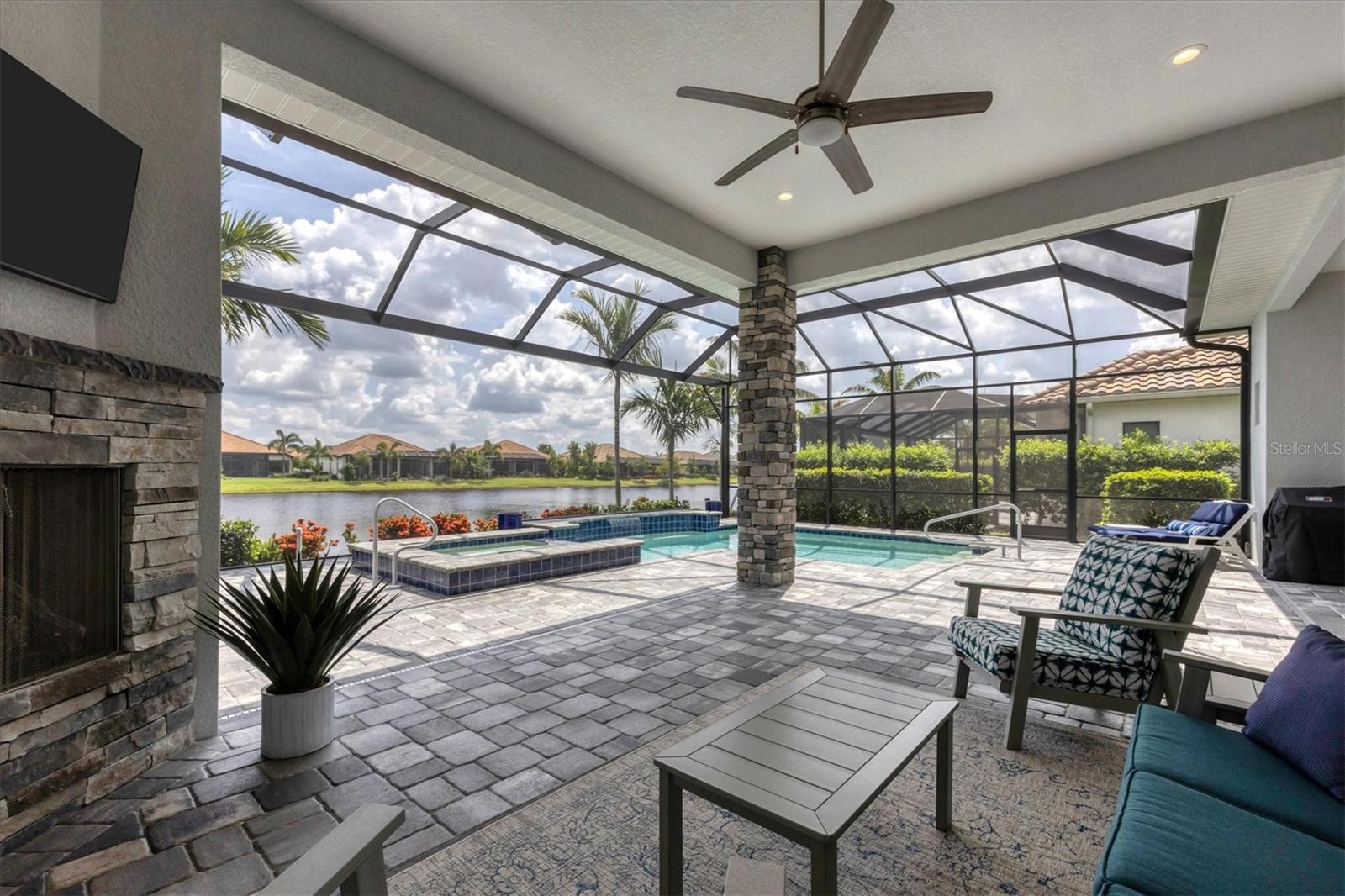 16639 COLLINGTREE XING