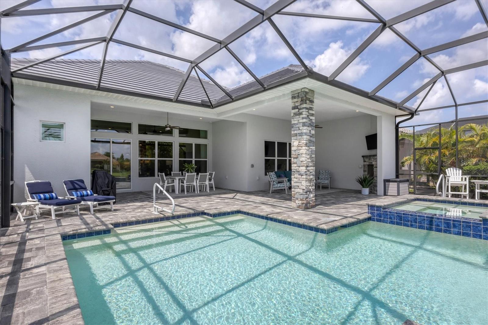 16639 COLLINGTREE XING