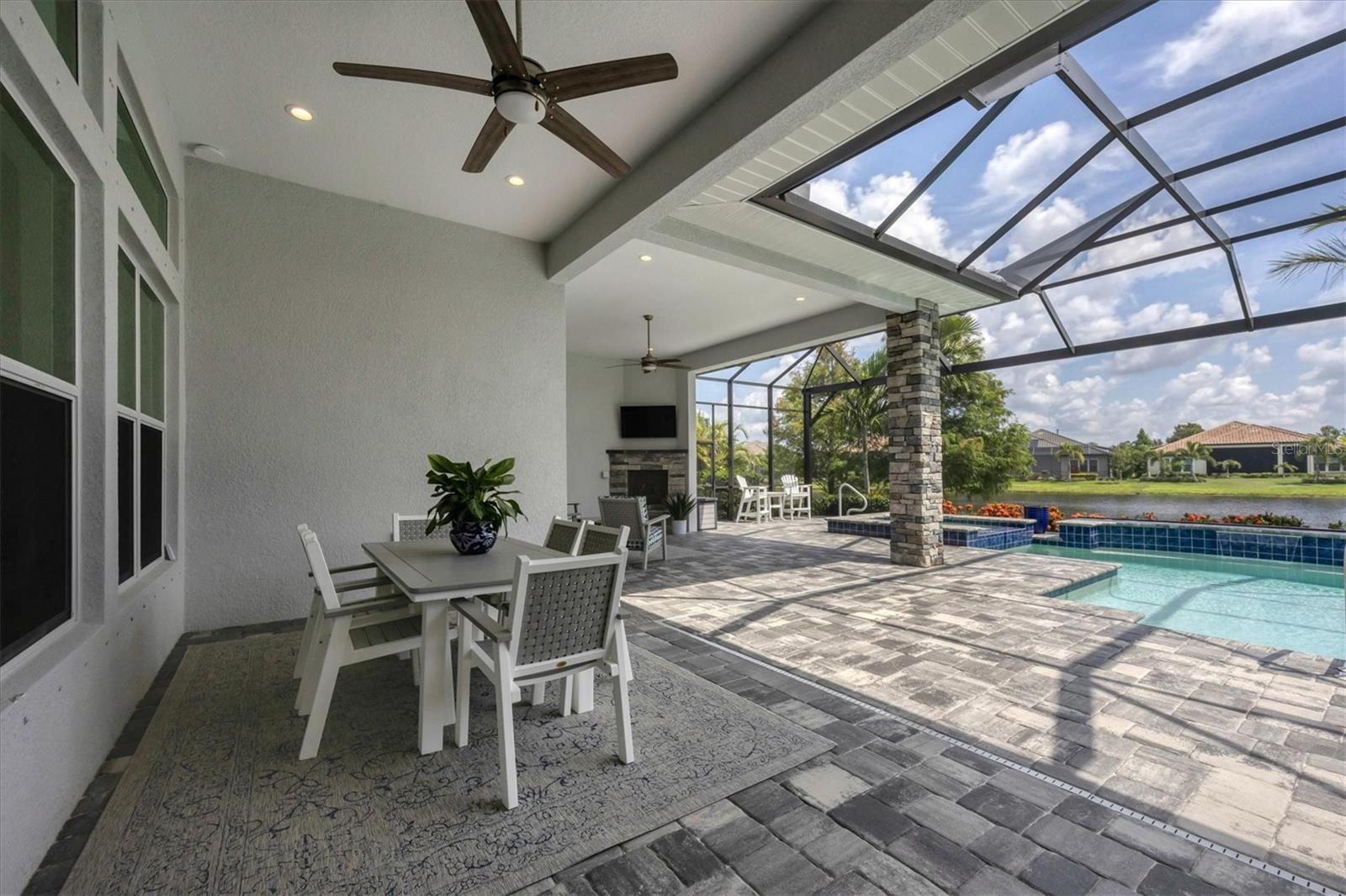 16639 COLLINGTREE XING