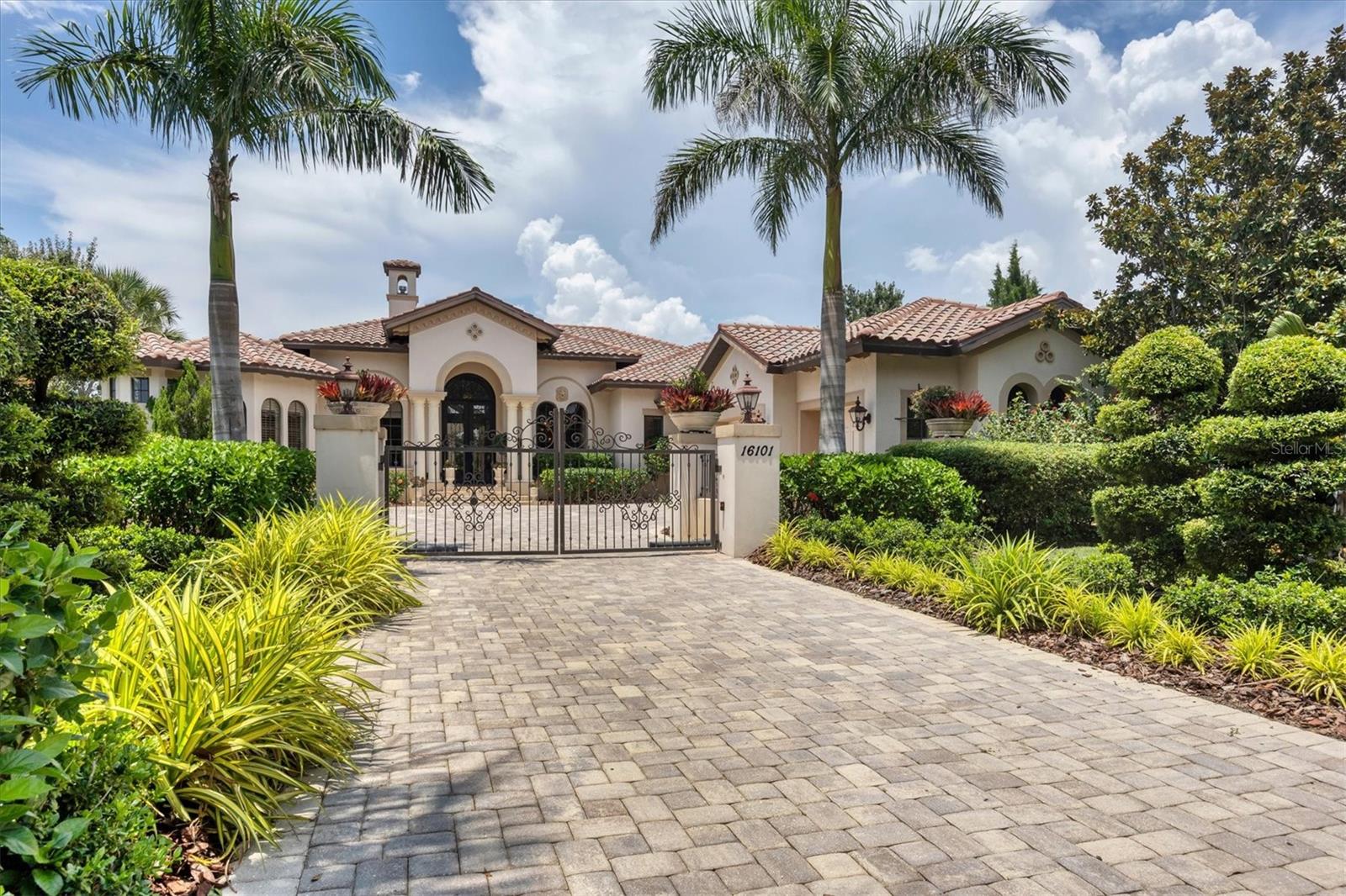 16101 BAYCROSS DR