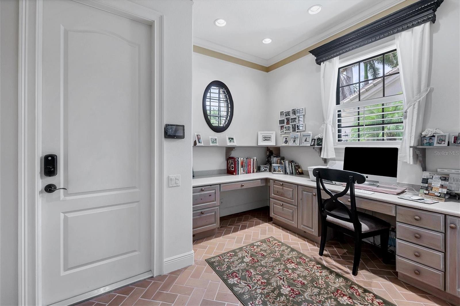 7217 PASADENA GLN