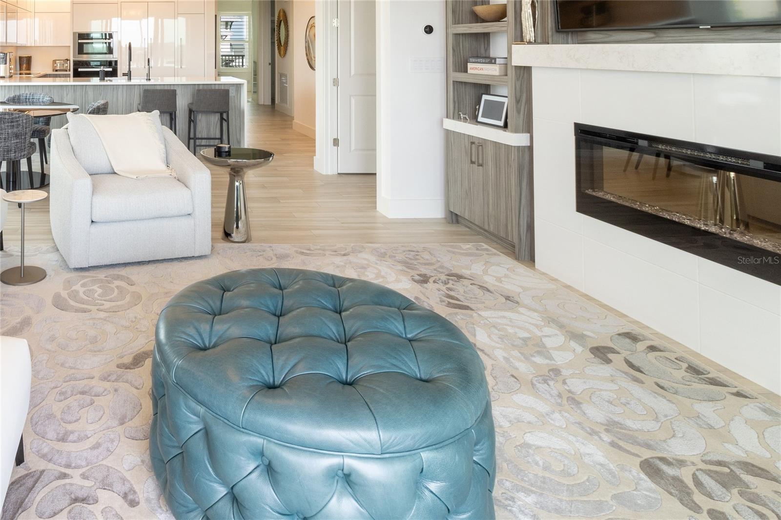 10520 BOARDWALK LOOP #705