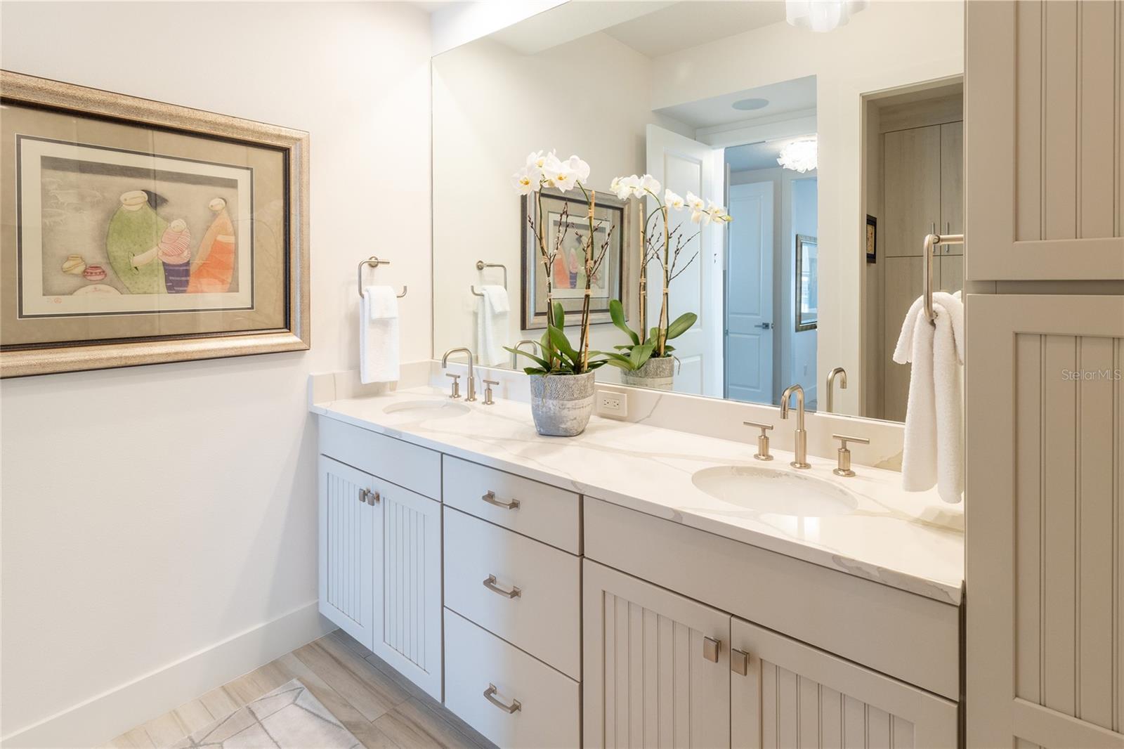 10520 BOARDWALK LOOP #705