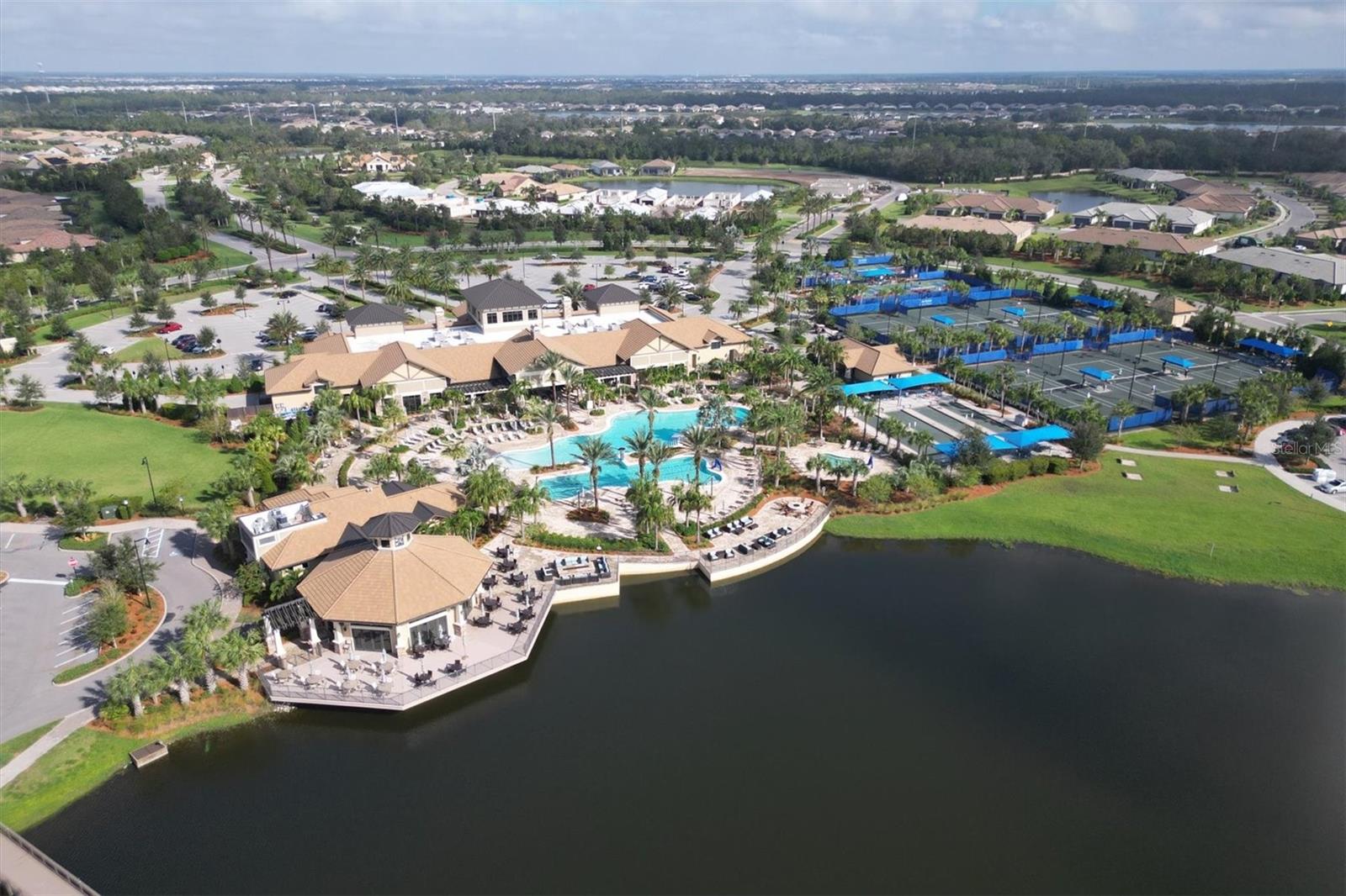 17524 HAMPTON FALLS TER