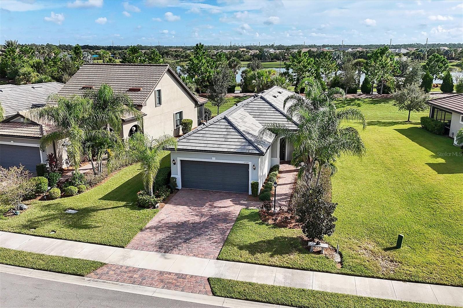 17524 HAMPTON FALLS TER