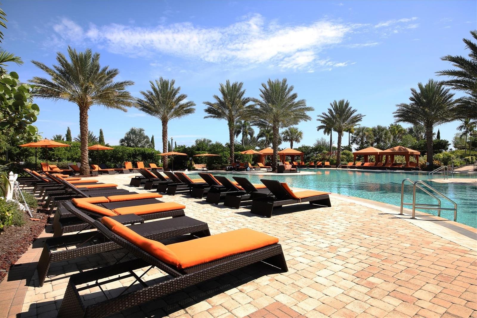 13823 MESSINA LOOP #102