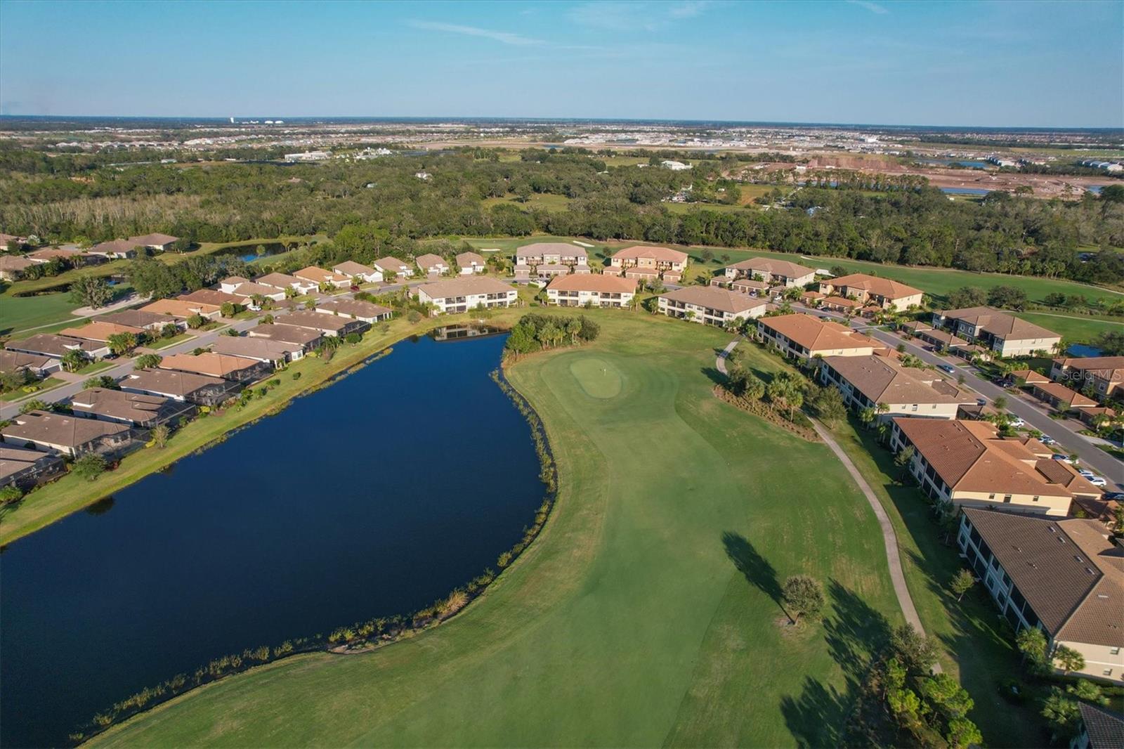 13823 MESSINA LOOP #102