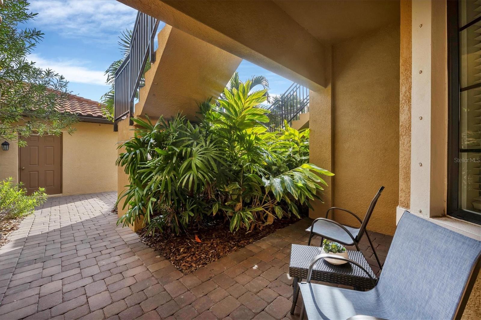 13823 MESSINA LOOP #102