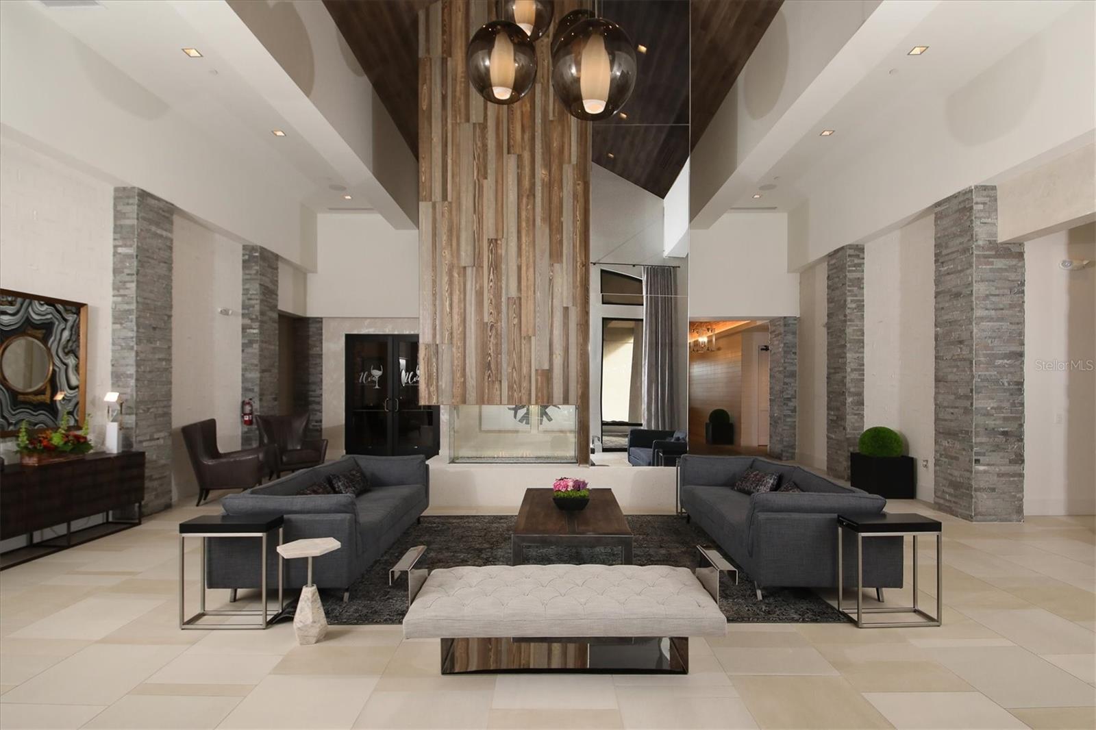 13823 MESSINA LOOP #102