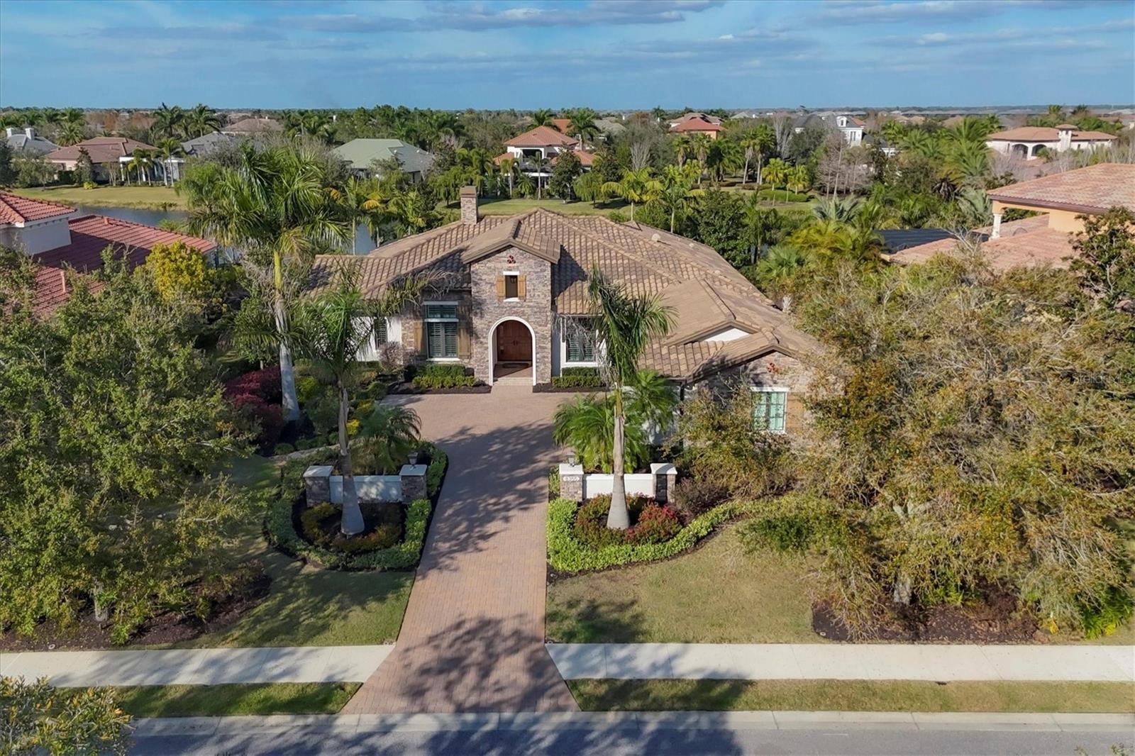 8355 CATAMARAN CIR