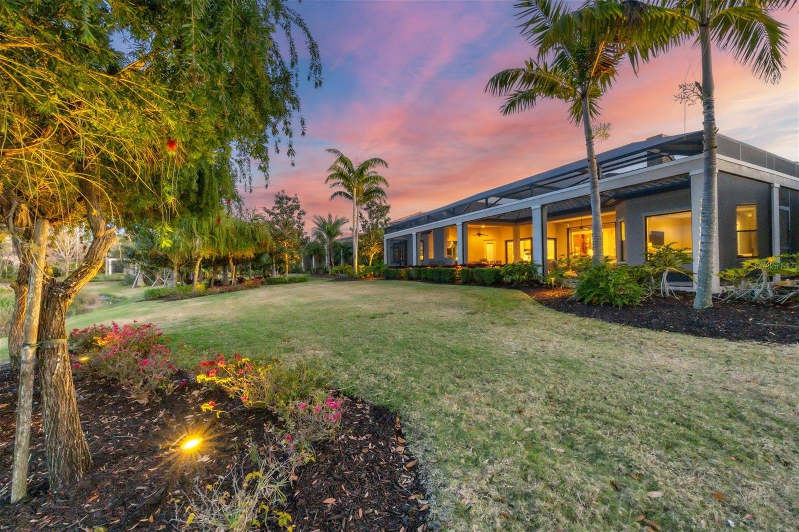 8355 CATAMARAN CIR