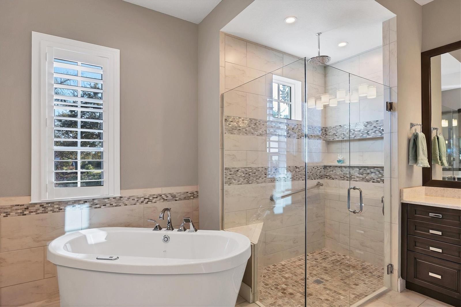8355 CATAMARAN CIR