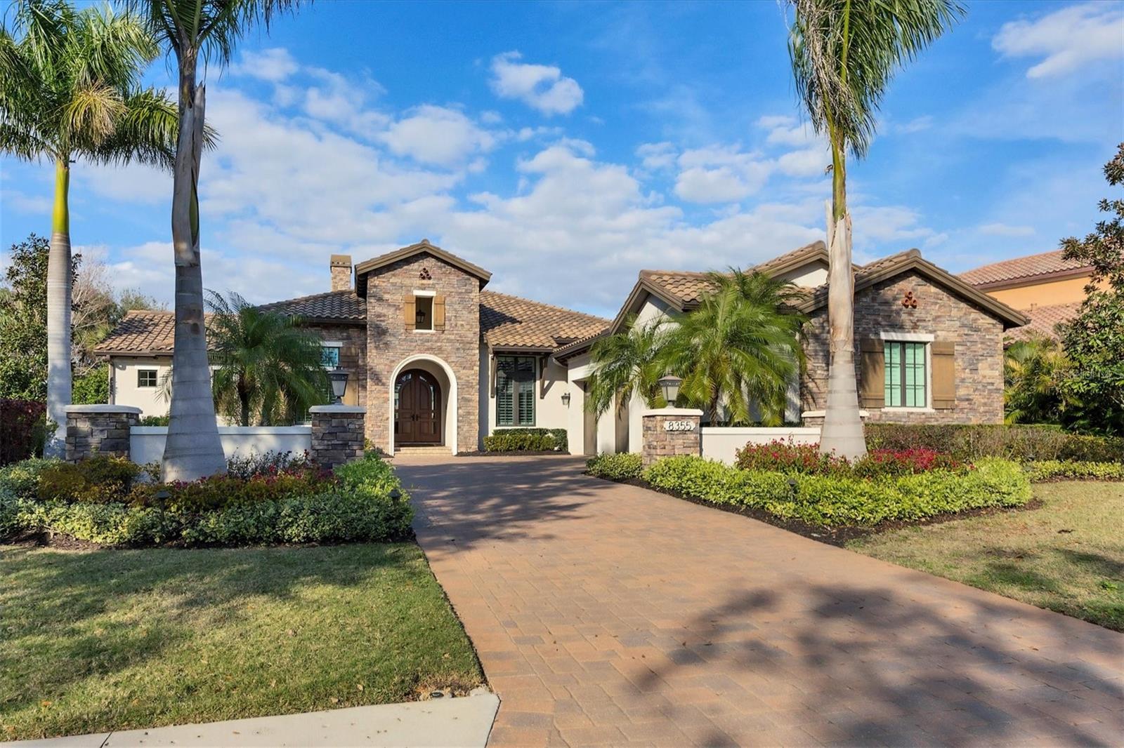 8355 CATAMARAN CIR