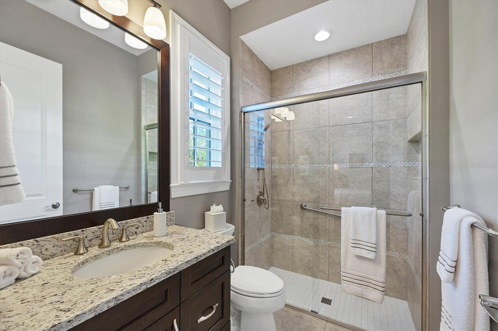 8355 CATAMARAN CIR