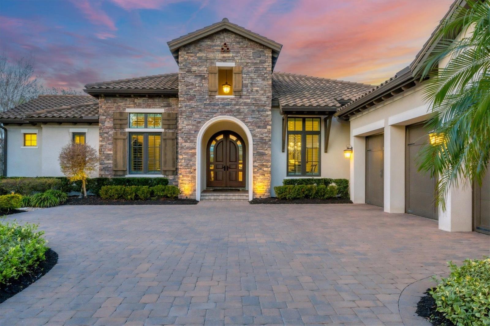 8355 CATAMARAN CIR