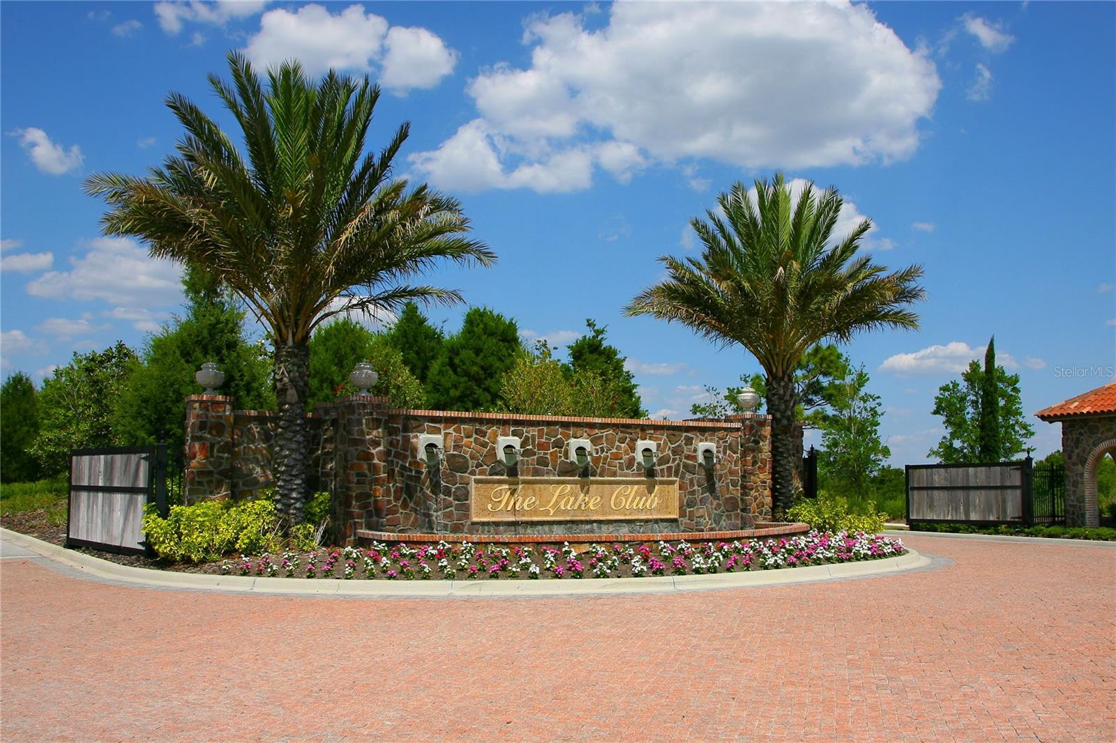 8355 CATAMARAN CIR