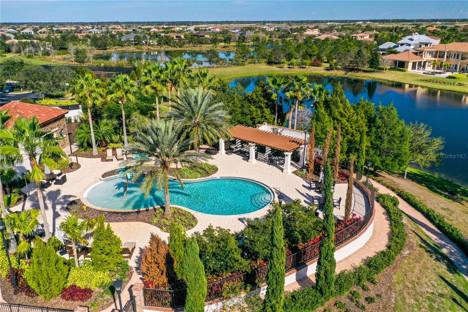 8355 CATAMARAN CIR