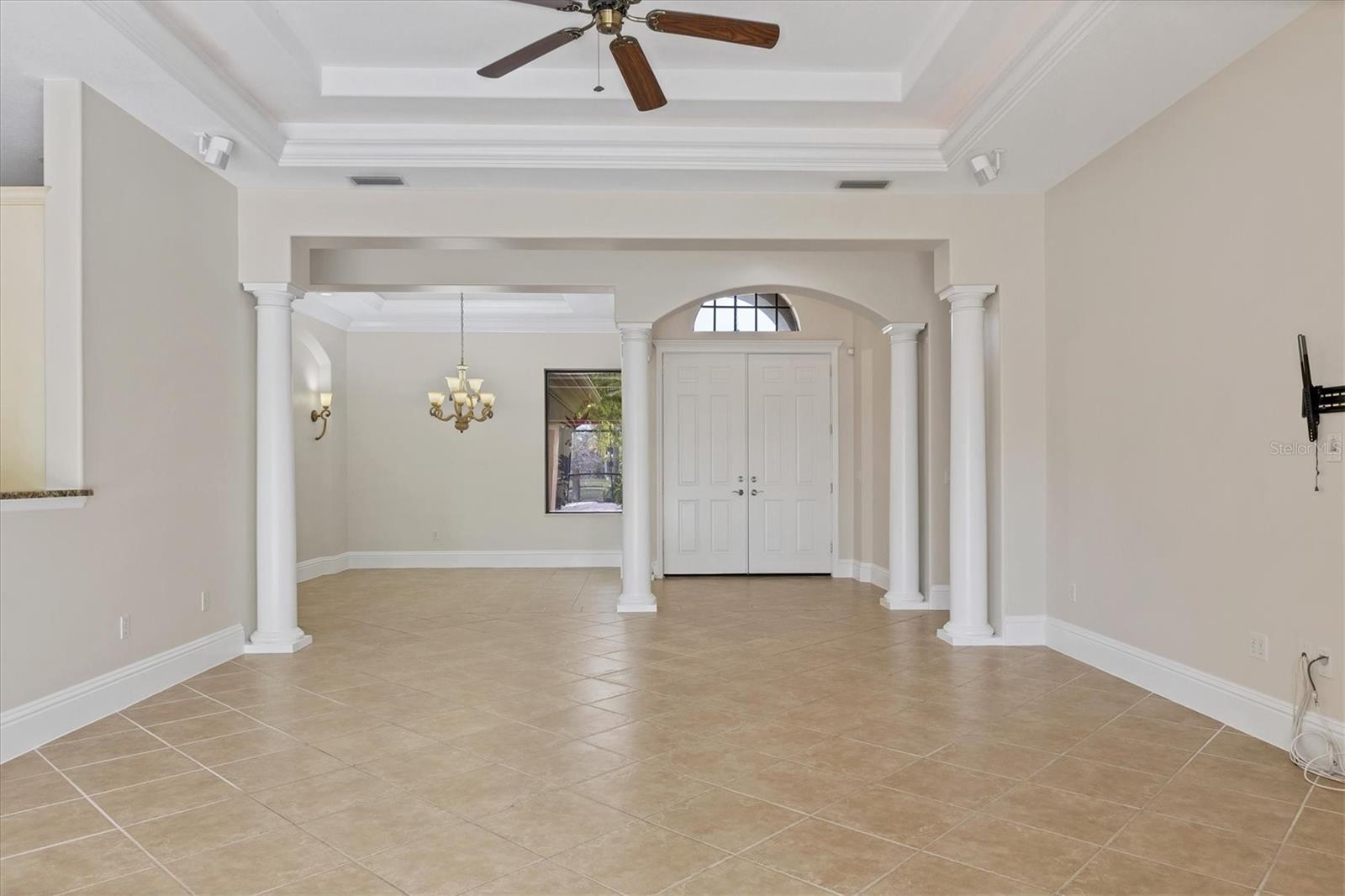 13508 BROWN THRASHER PIKE