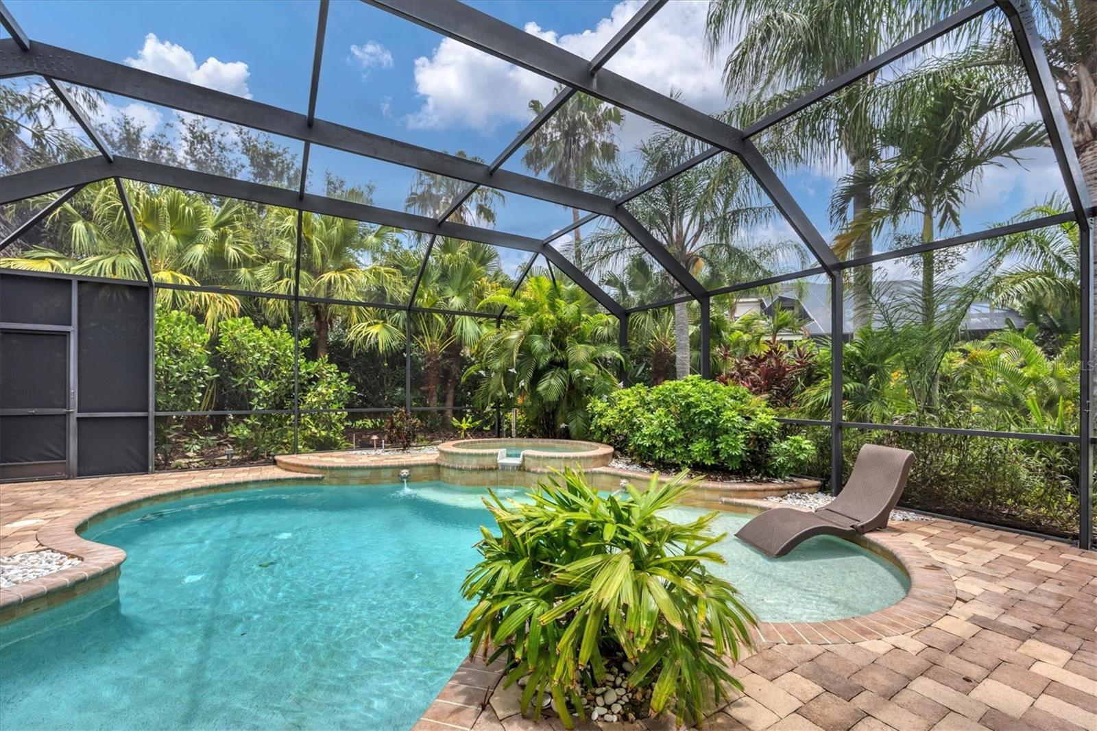 13508 BROWN THRASHER PIKE