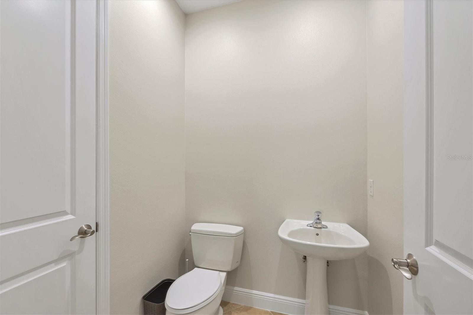 13508 BROWN THRASHER PIKE