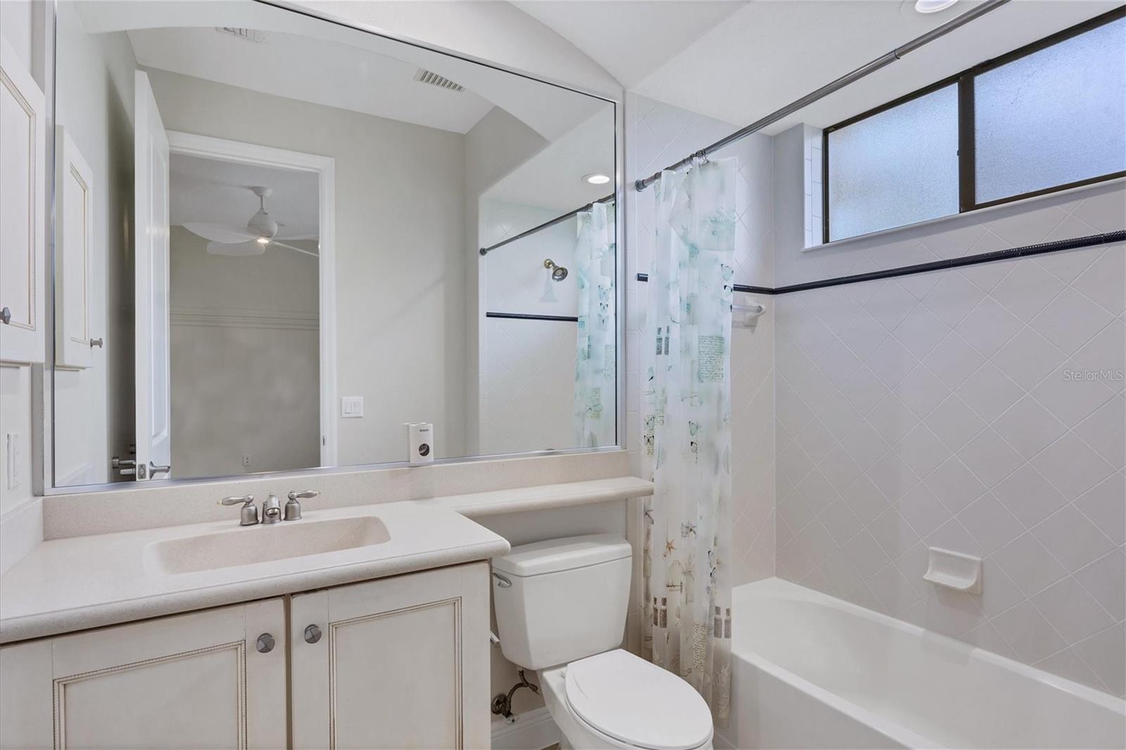 13508 BROWN THRASHER PIKE