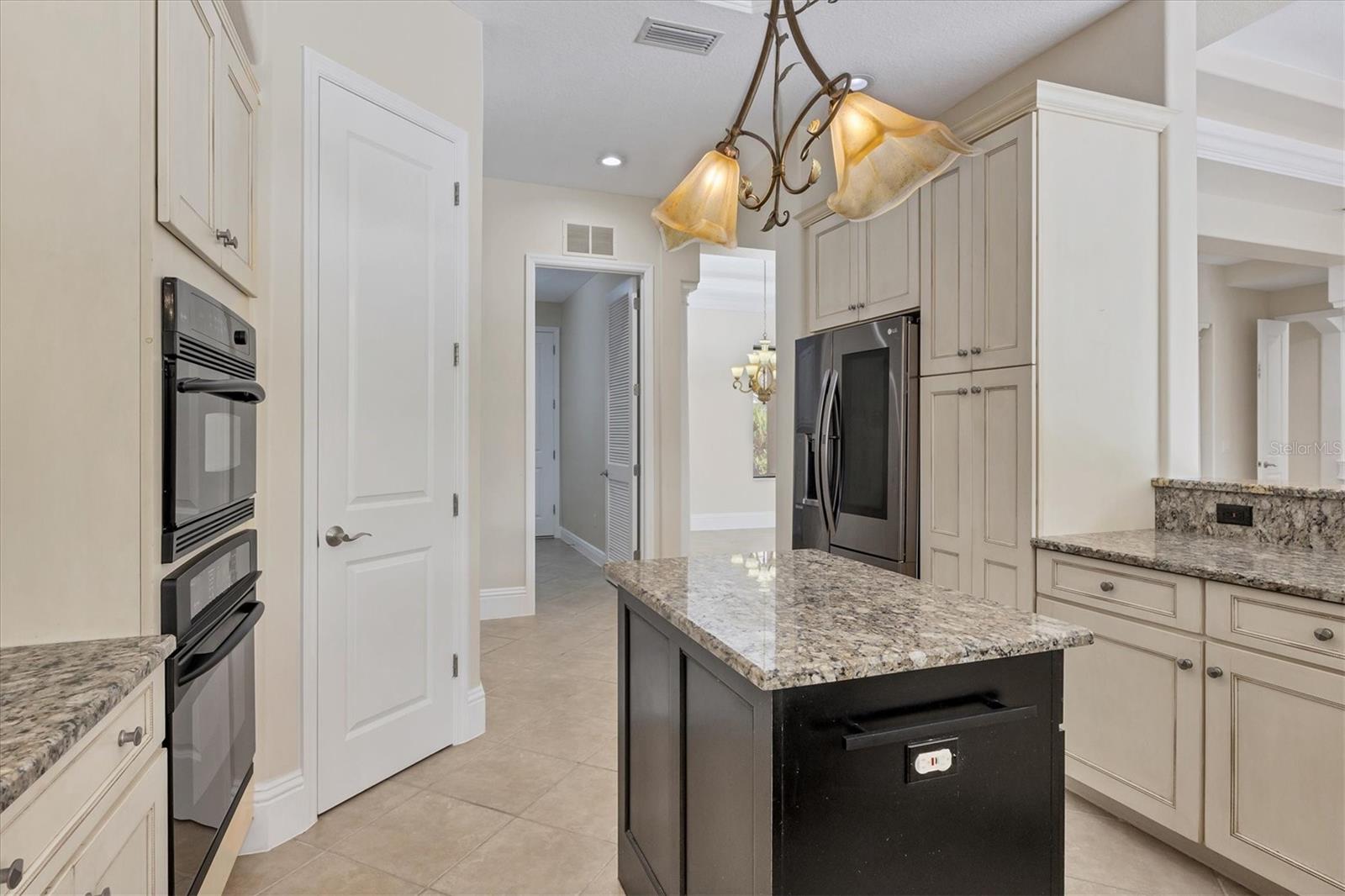 13508 BROWN THRASHER PIKE